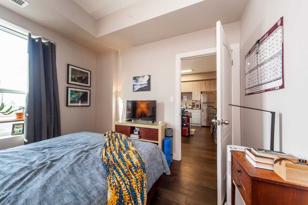 Listing W5866749 - Large Photo # 17