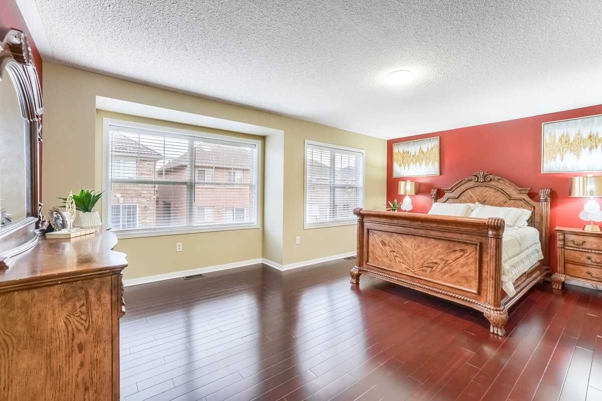 Listing W5866796 - Large Photo # 24