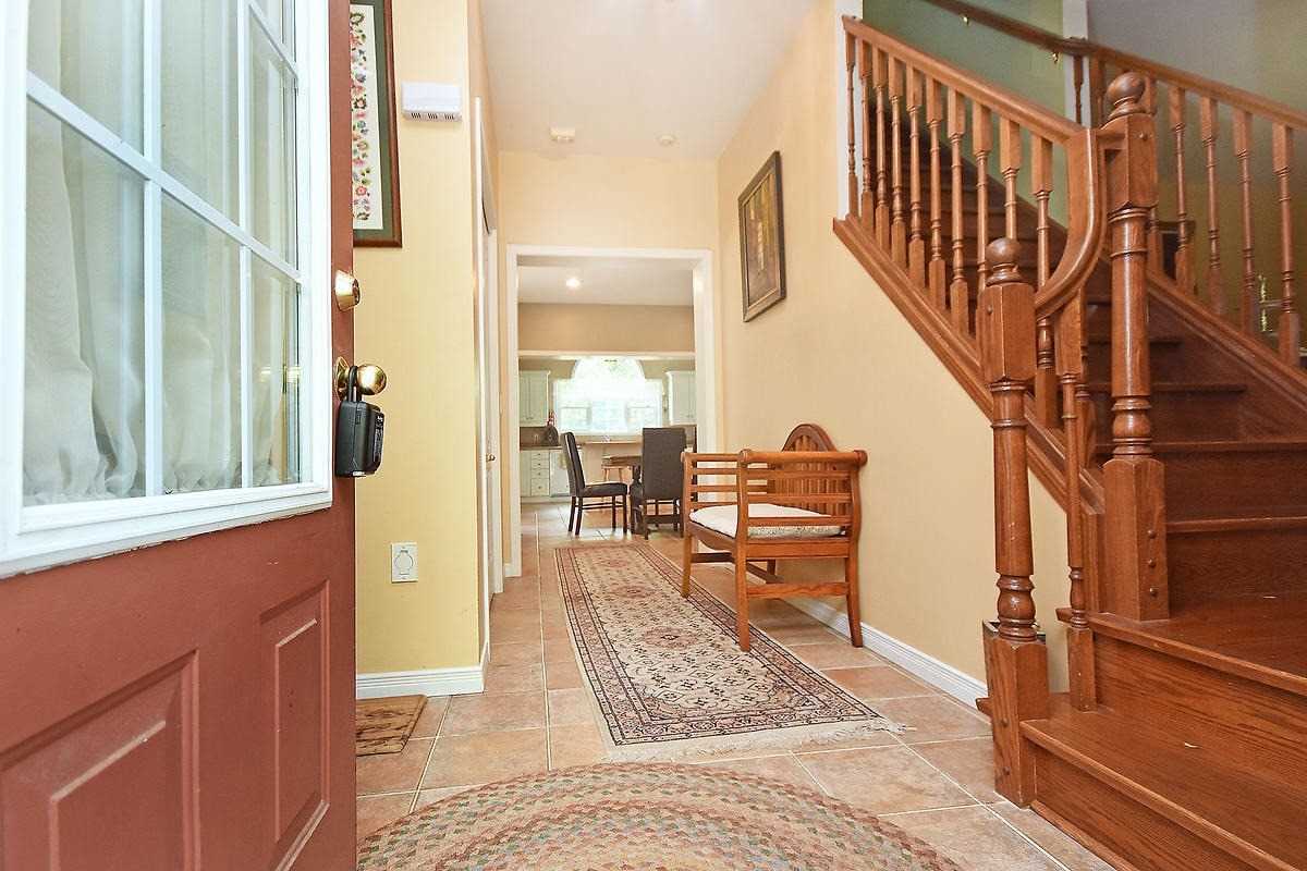 Listing W5866883 - Large Photo # 4
