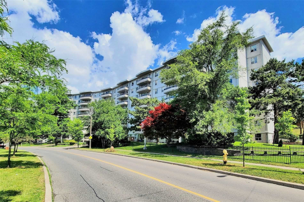 80 Grandravine Dr, Toronto