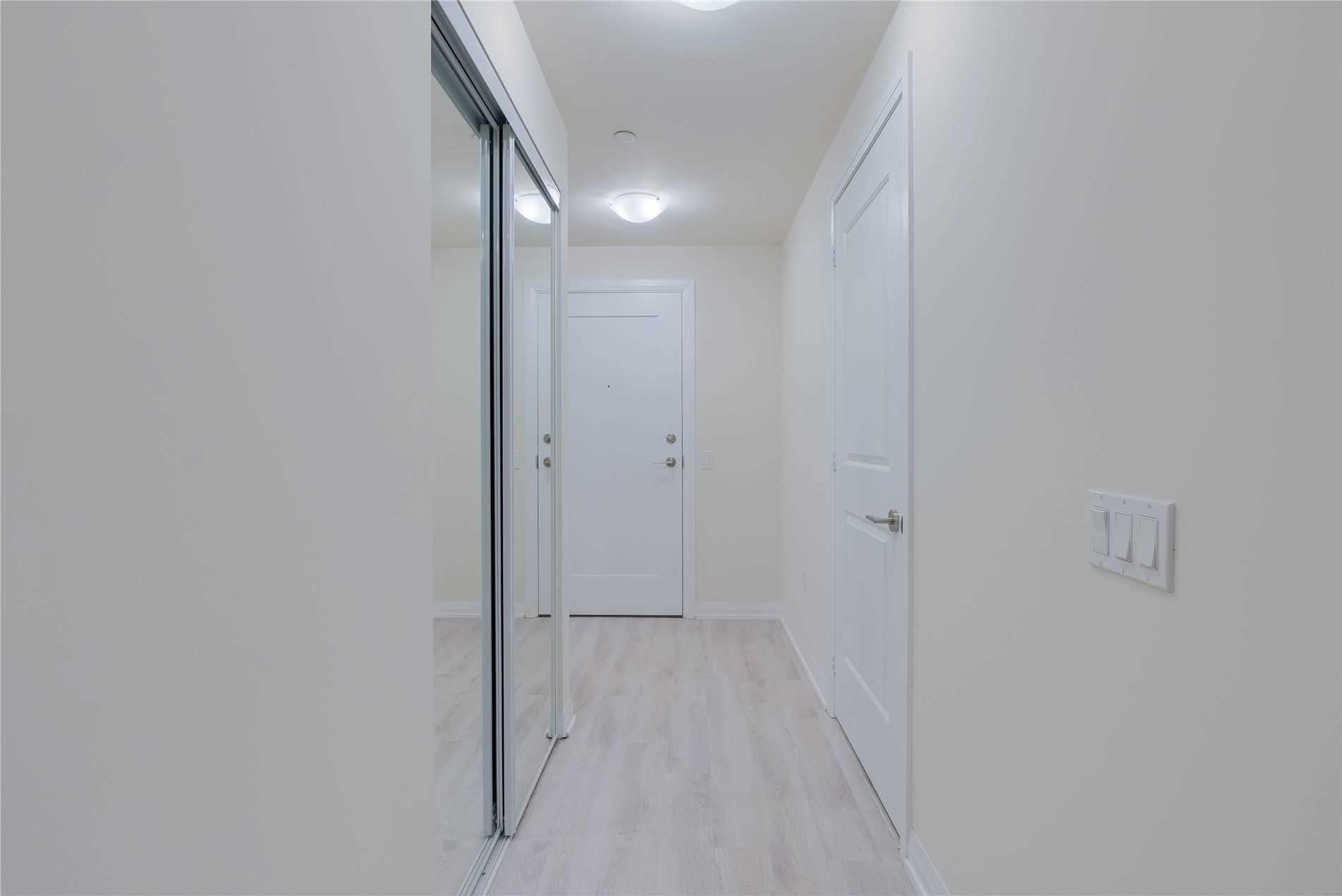 35 Watergarden Dr, #2013