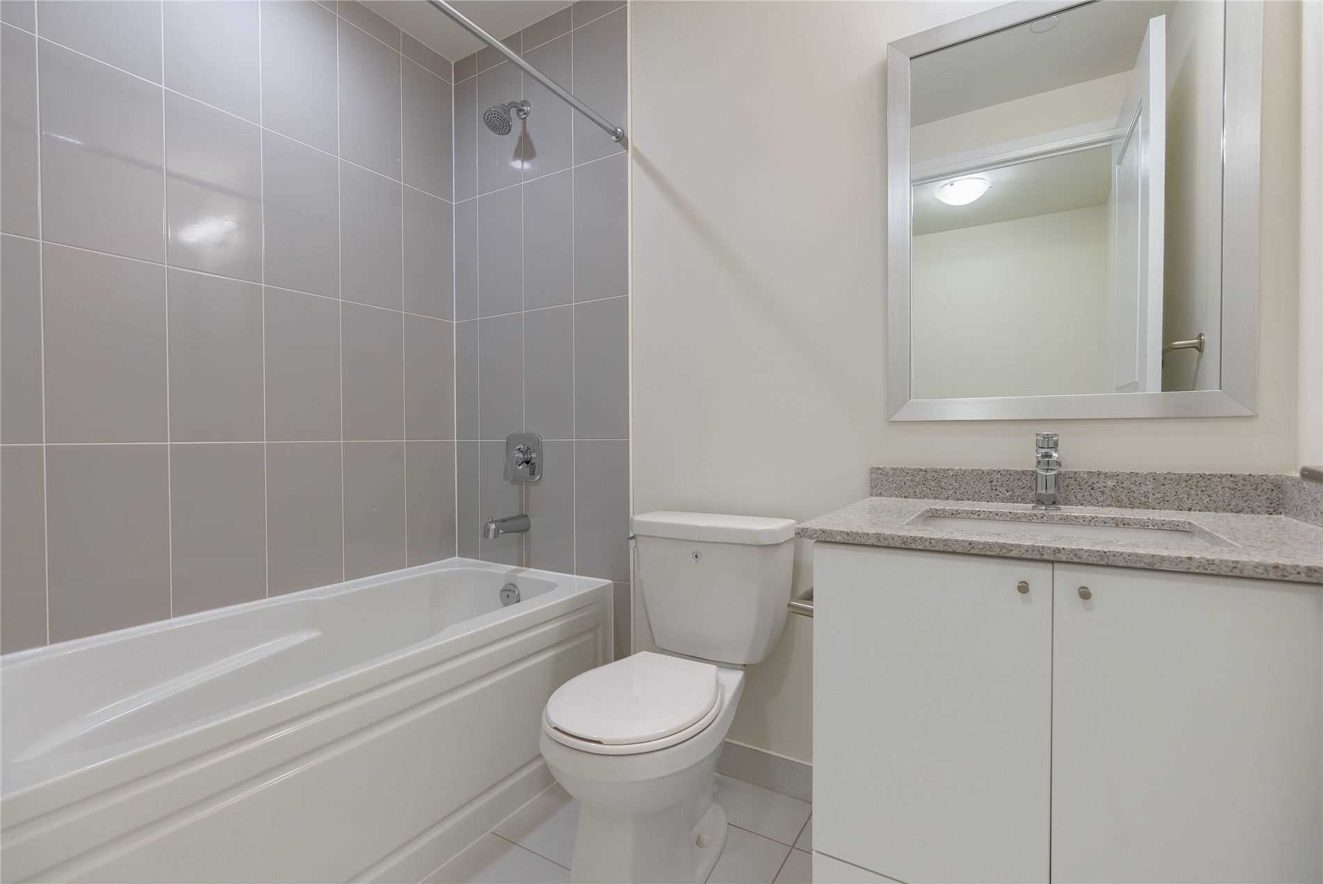 35 Watergarden Dr, #2013