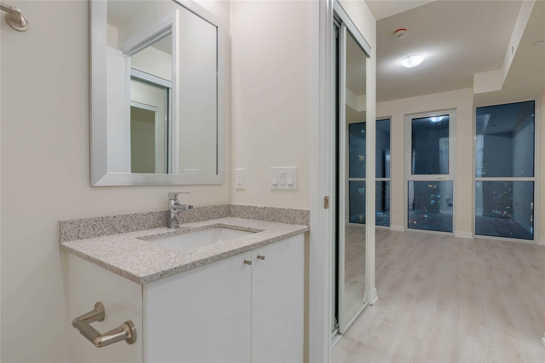 35 Watergarden Dr, #2013