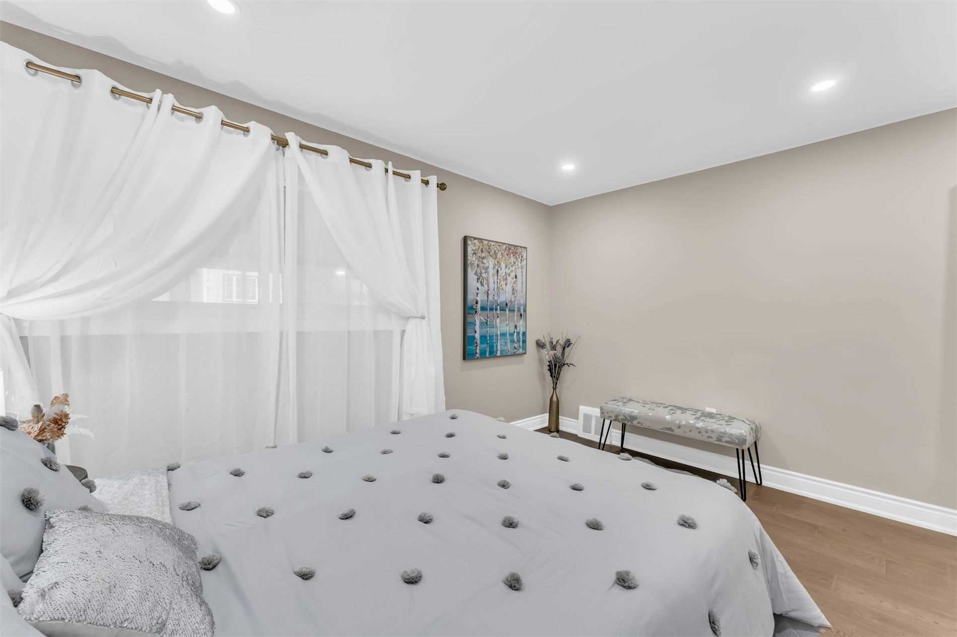 107 Hemlock St