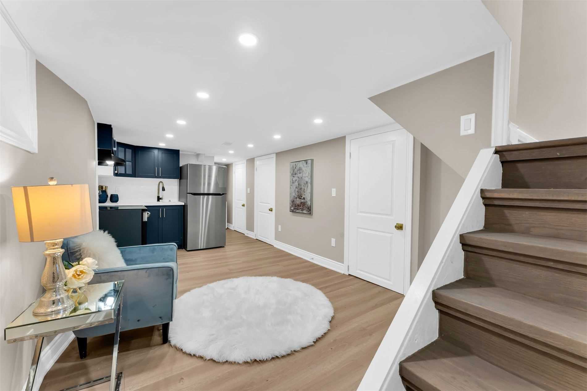 107 Hemlock St