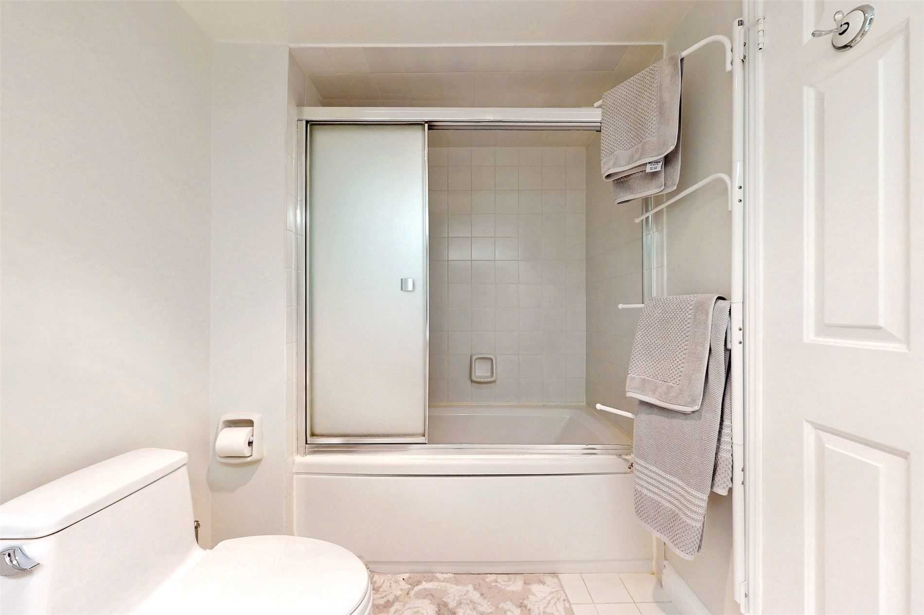 Listing W5867370 - Large Photo # 17