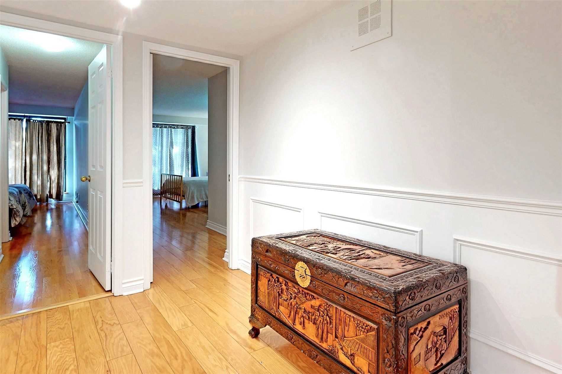 Listing W5867370 - Large Photo # 18