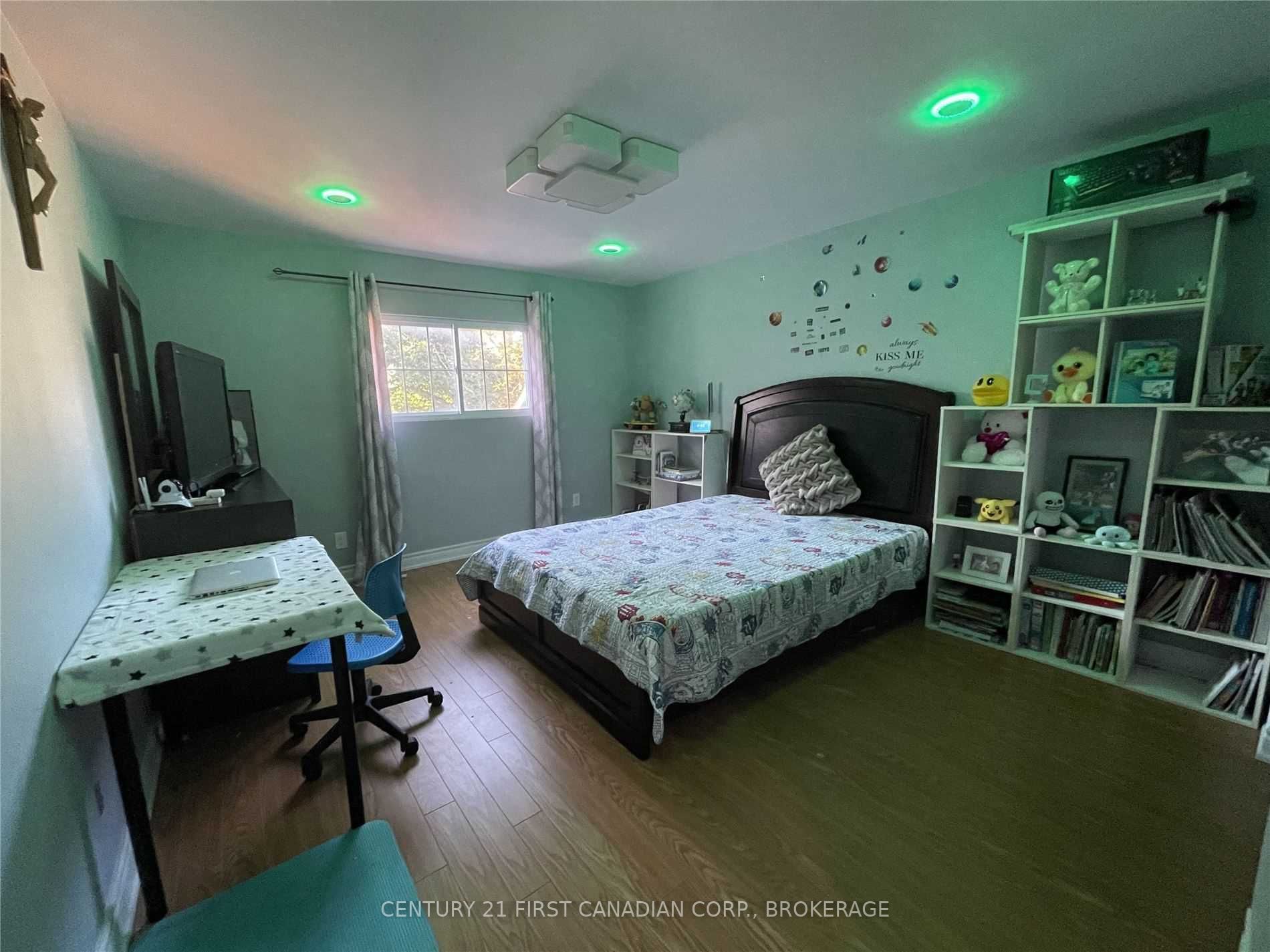 Listing W5867721 - Large Photo # 3