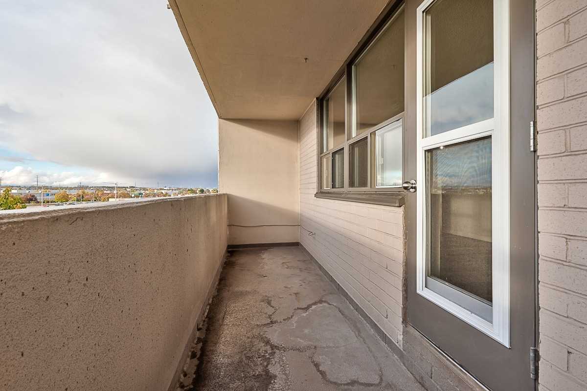 Listing W5867817 - Large Photo # 19
