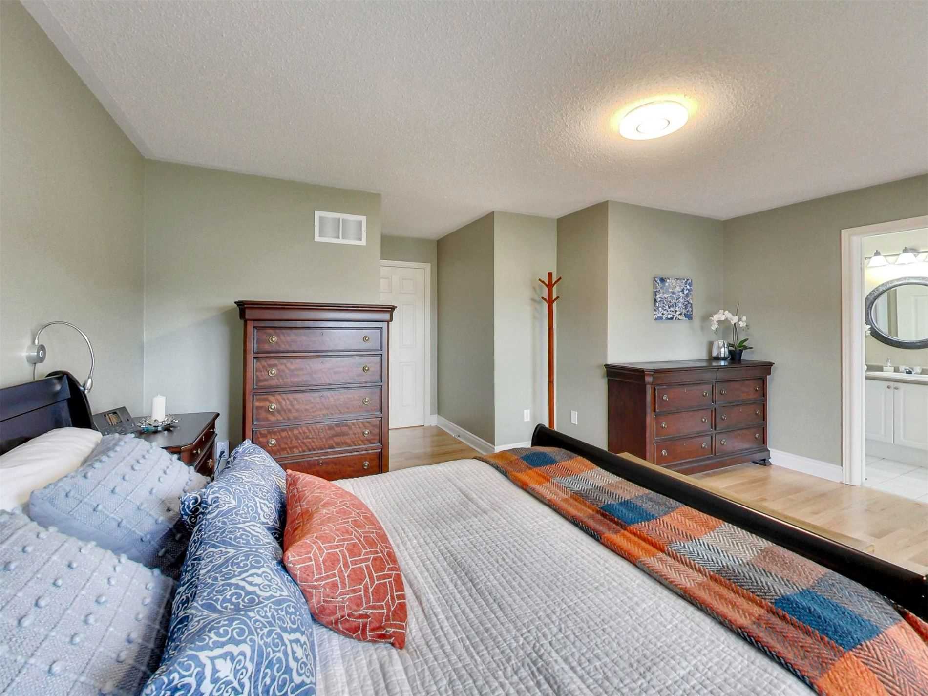 Listing W5868391 - Large Photo # 21