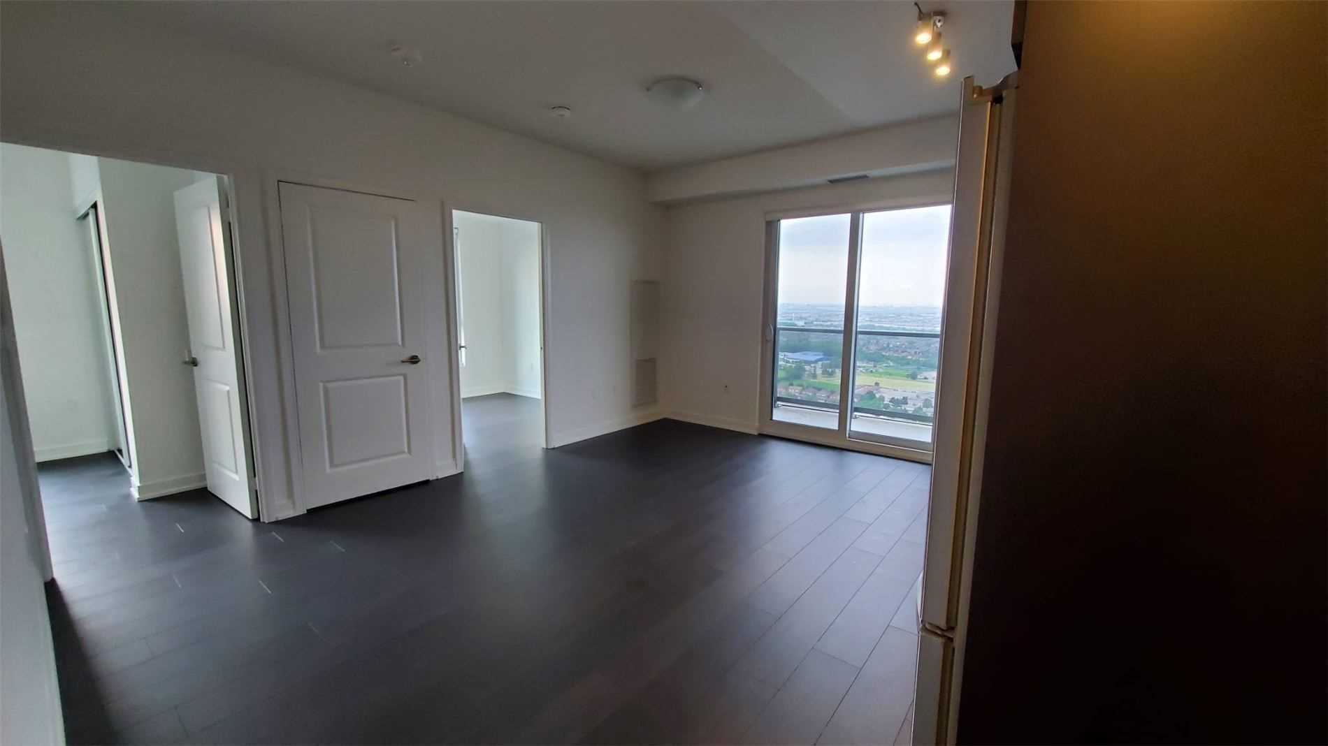 Listing W5868924 - Large Photo # 4