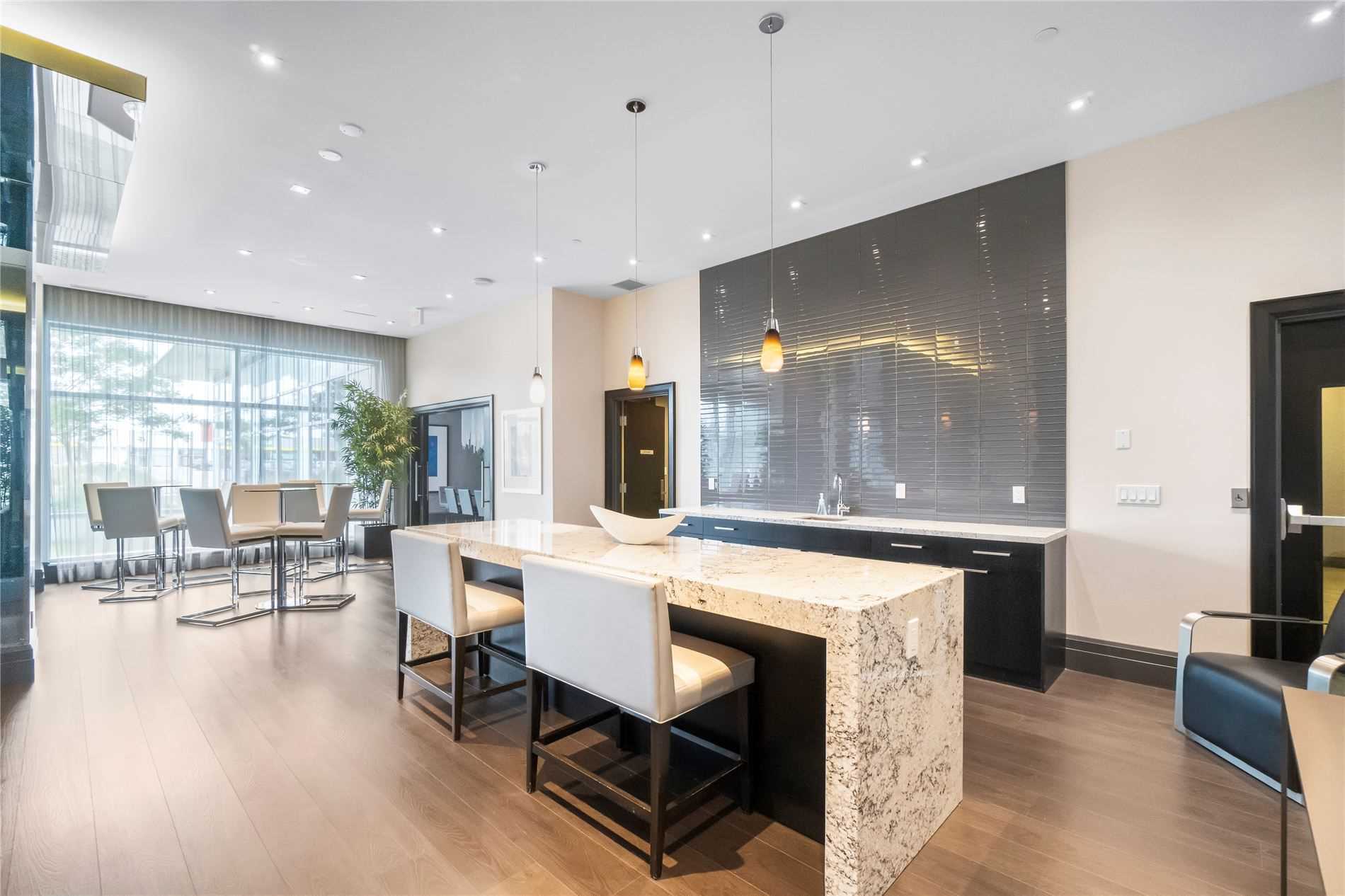 65 Speers Road, #1408