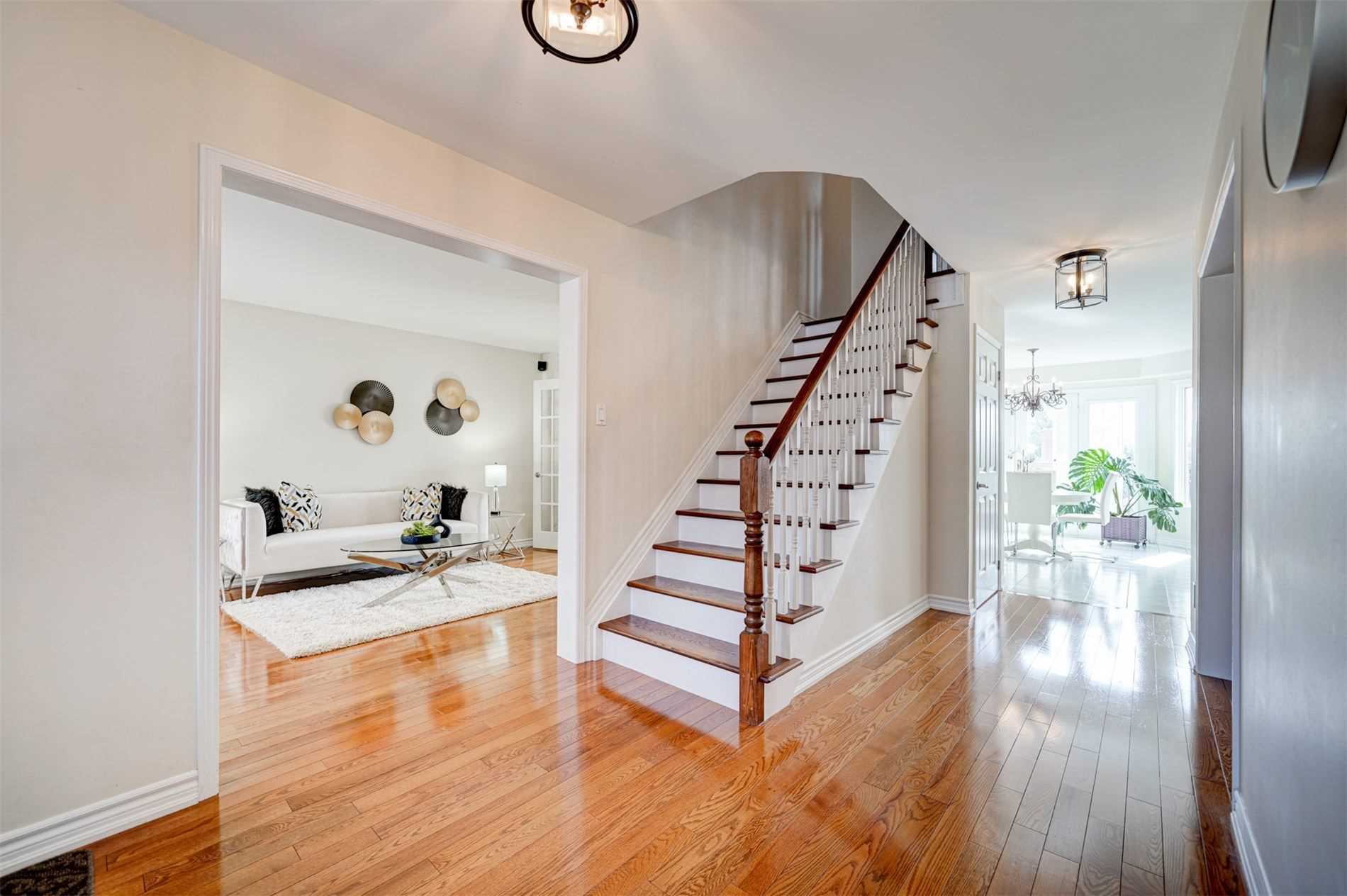 Listing W5869021 - Large Photo # 4