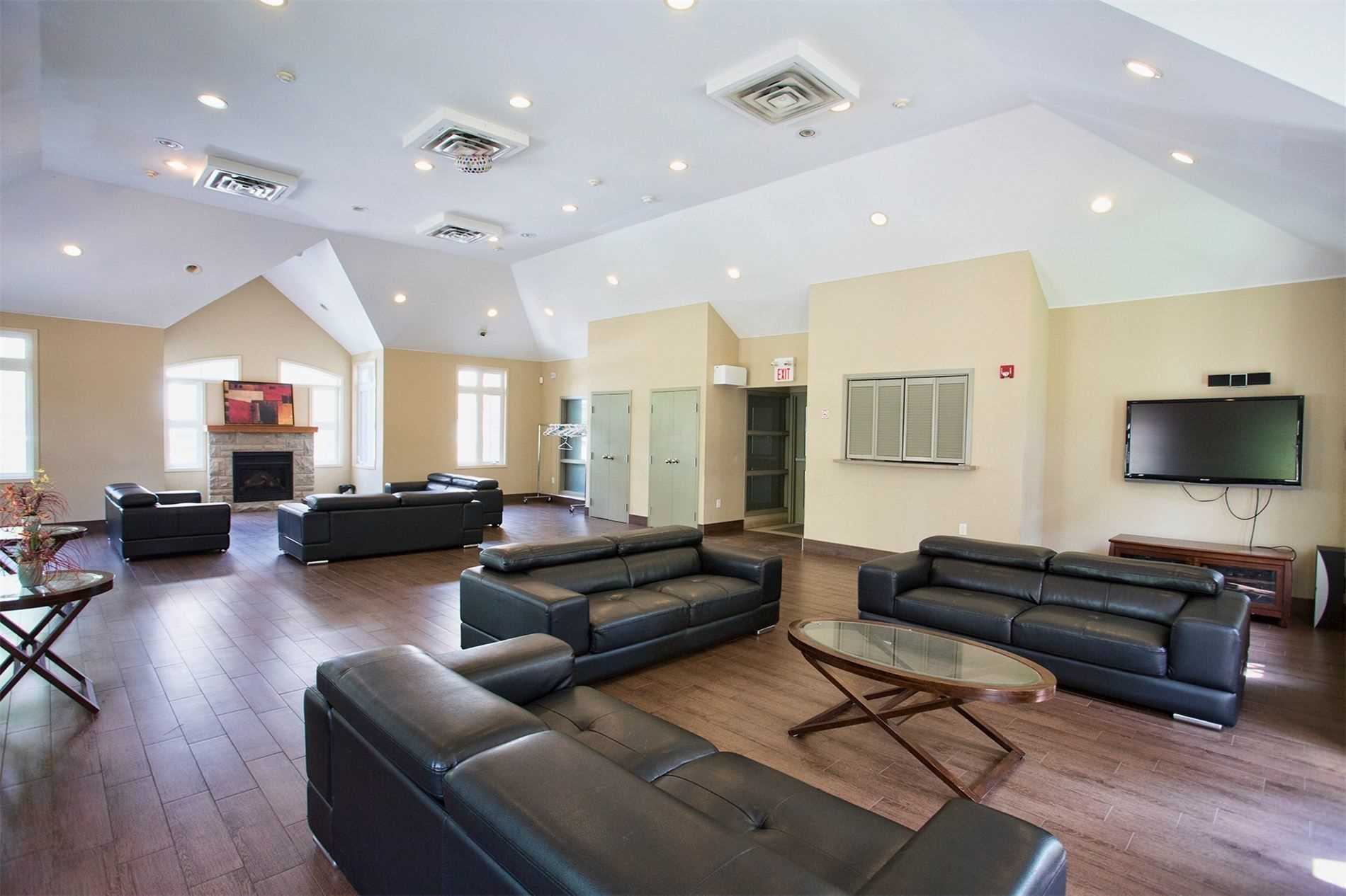 Listing W5869142 - Large Photo # 30