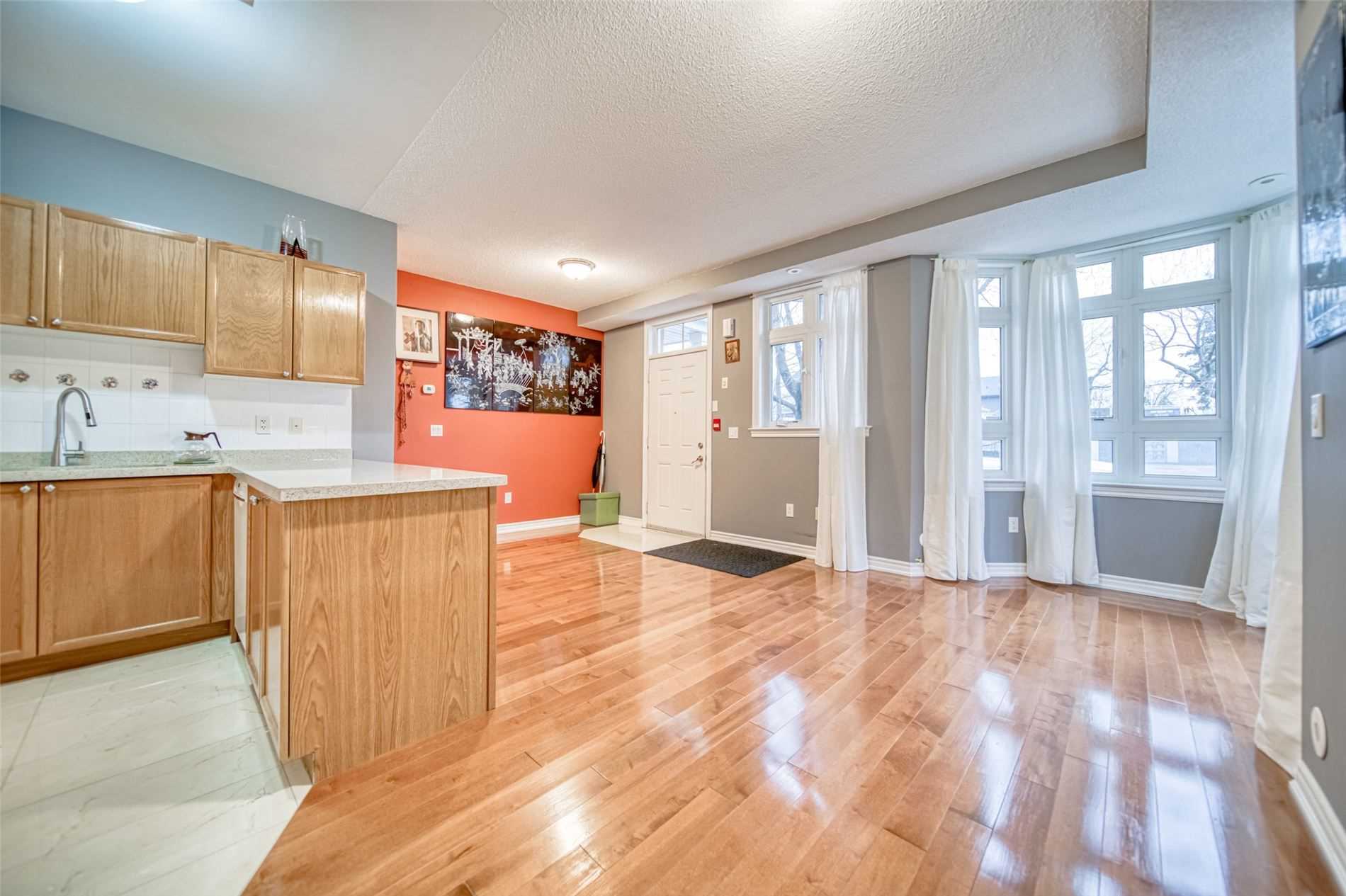 Listing W5869142 - Large Photo # 14