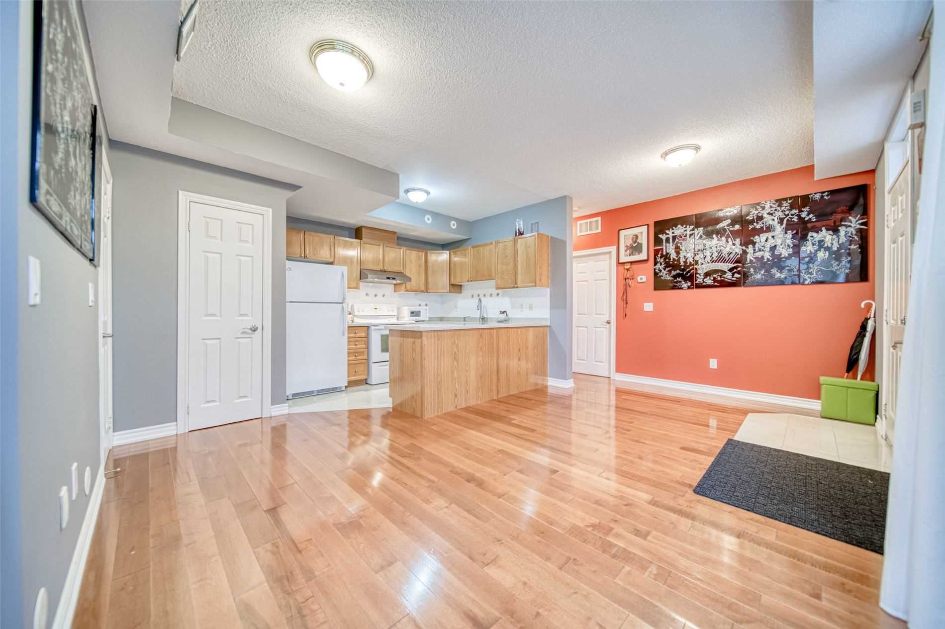 Listing W5869142 - Large Photo # 16