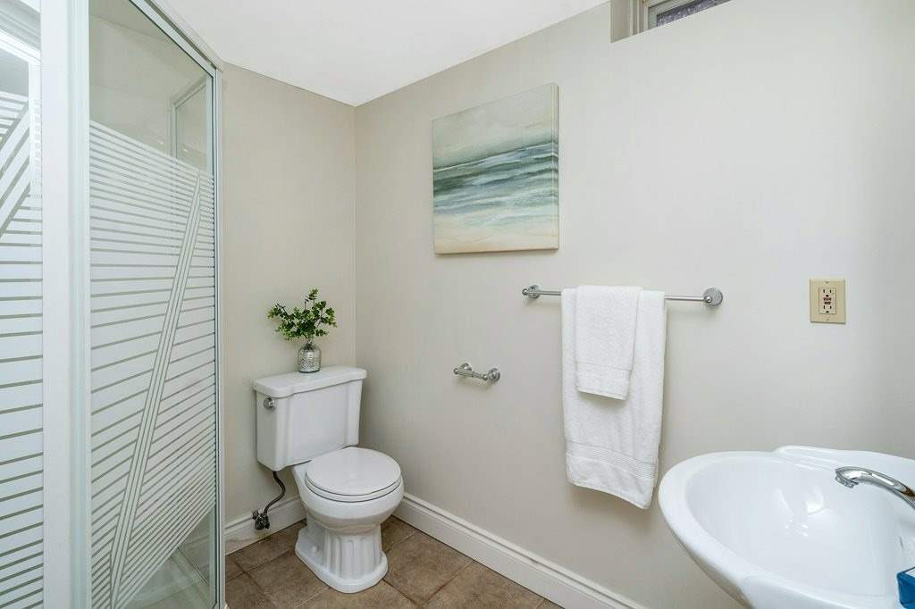 Listing W5869161 - Large Photo # 32