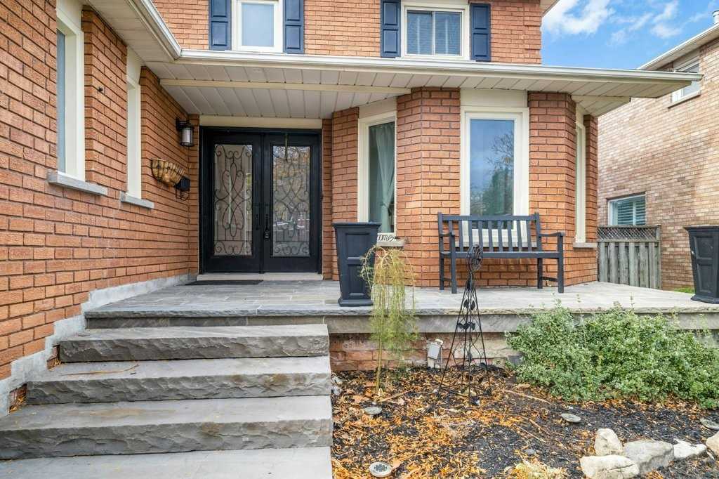 Listing W5869161 - Large Photo # 3