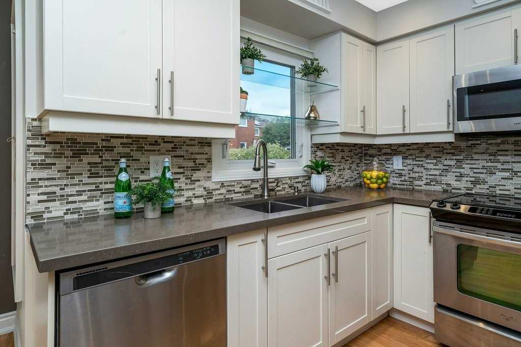 Listing W5869161 - Large Photo # 15