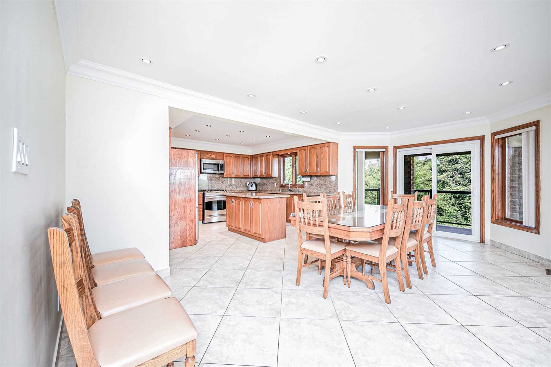 Listing W5869226 - Large Photo # 11