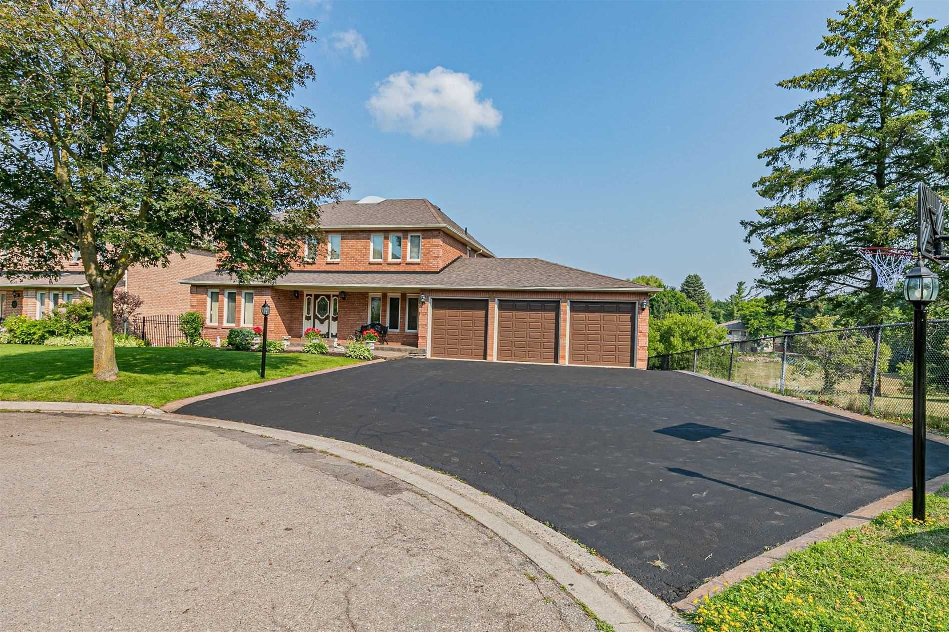 Listing W5869226 - Large Photo # 2