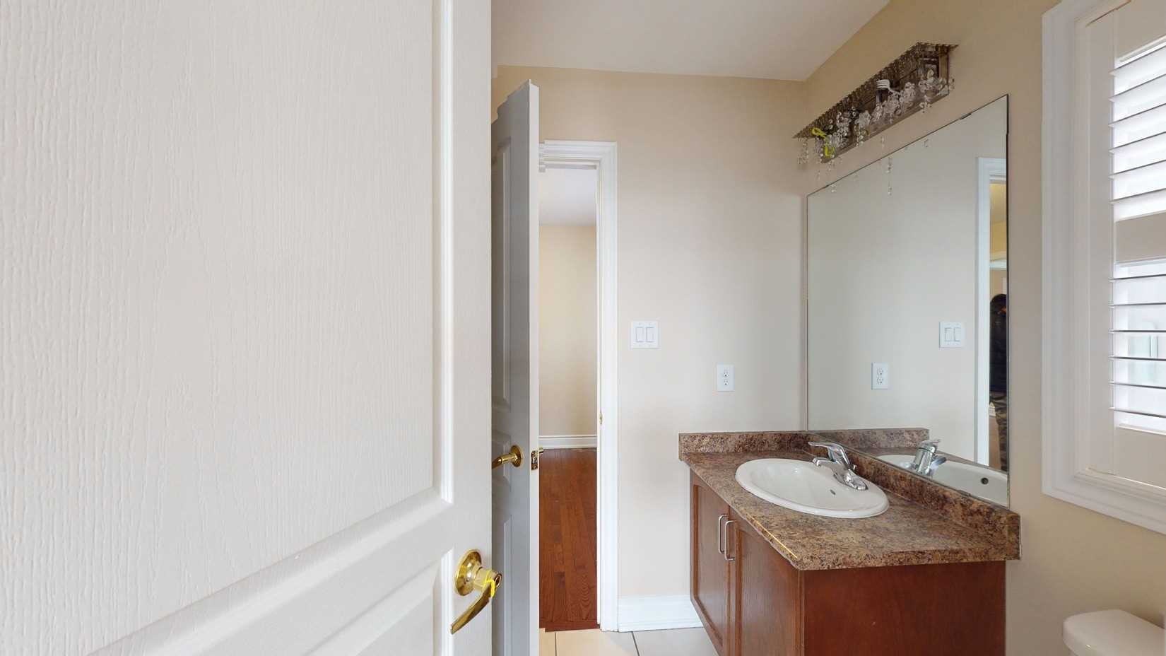 Listing W5869253 - Large Photo # 14