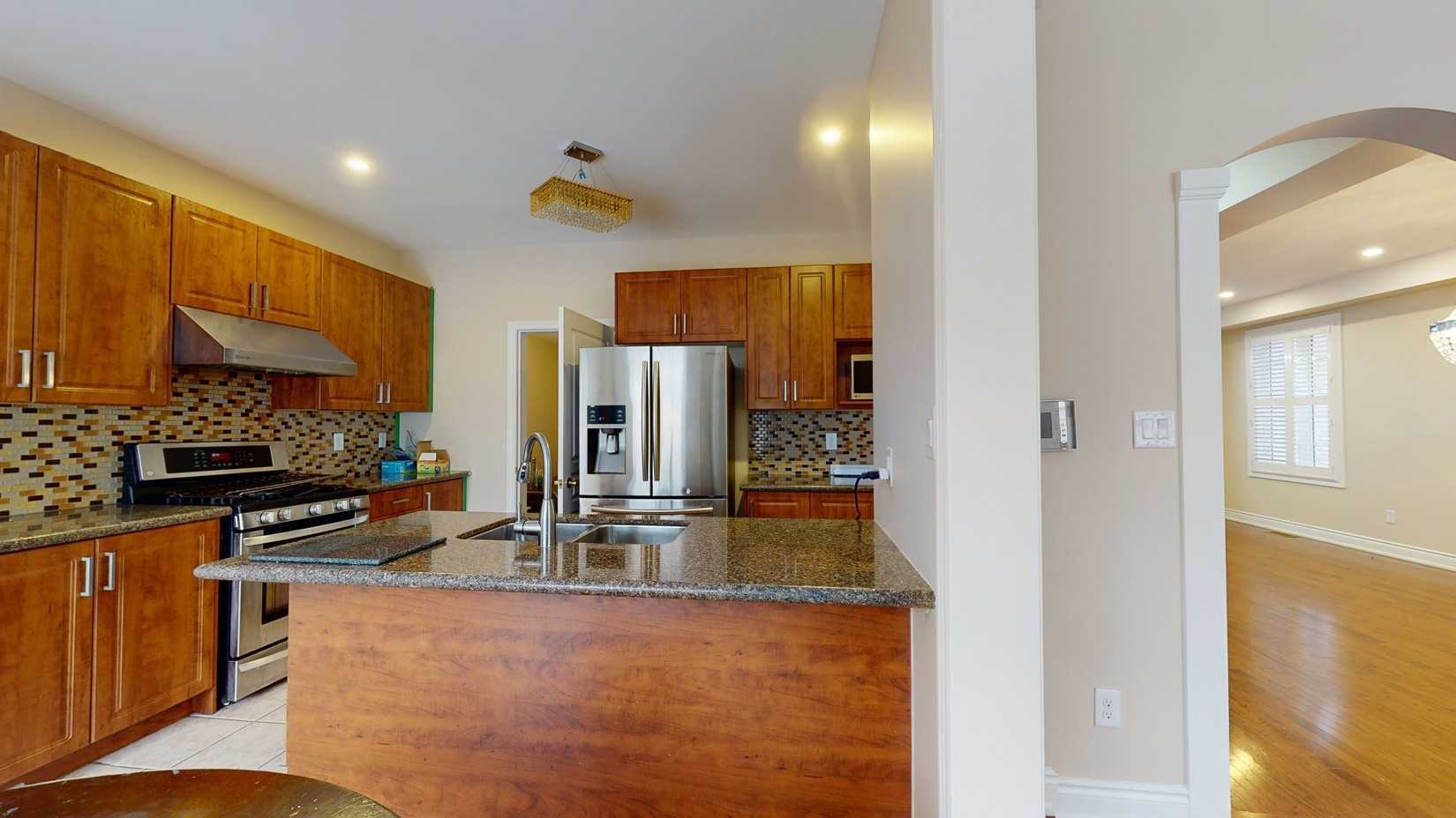 Listing W5869253 - Large Photo # 8