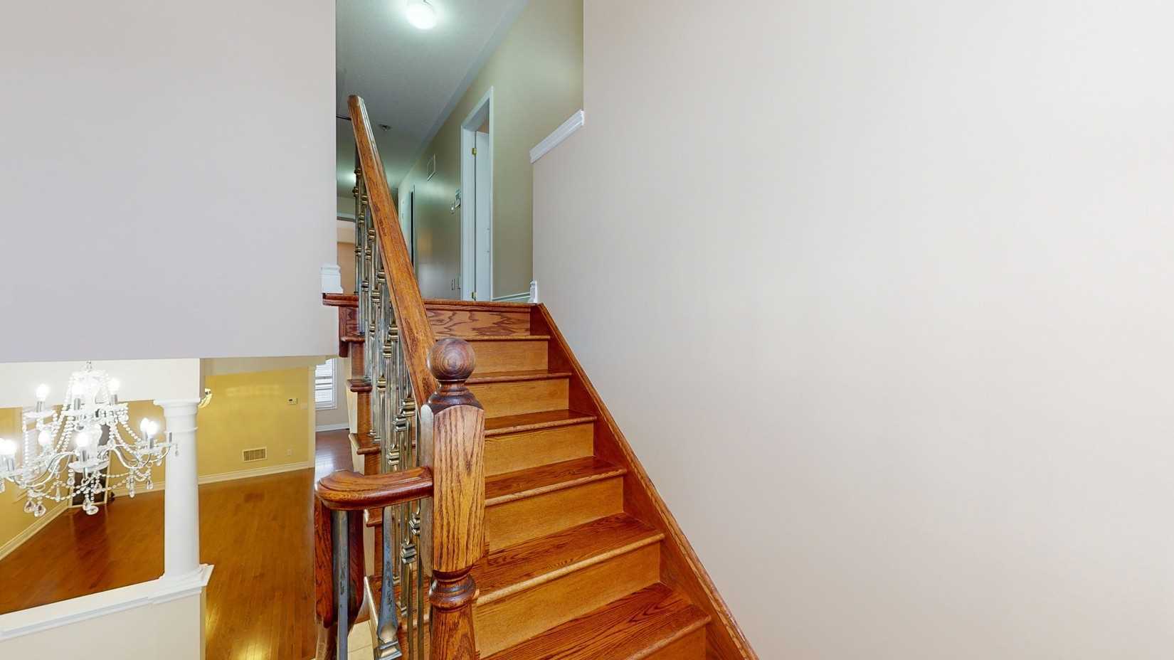 Listing W5869253 - Large Photo # 4