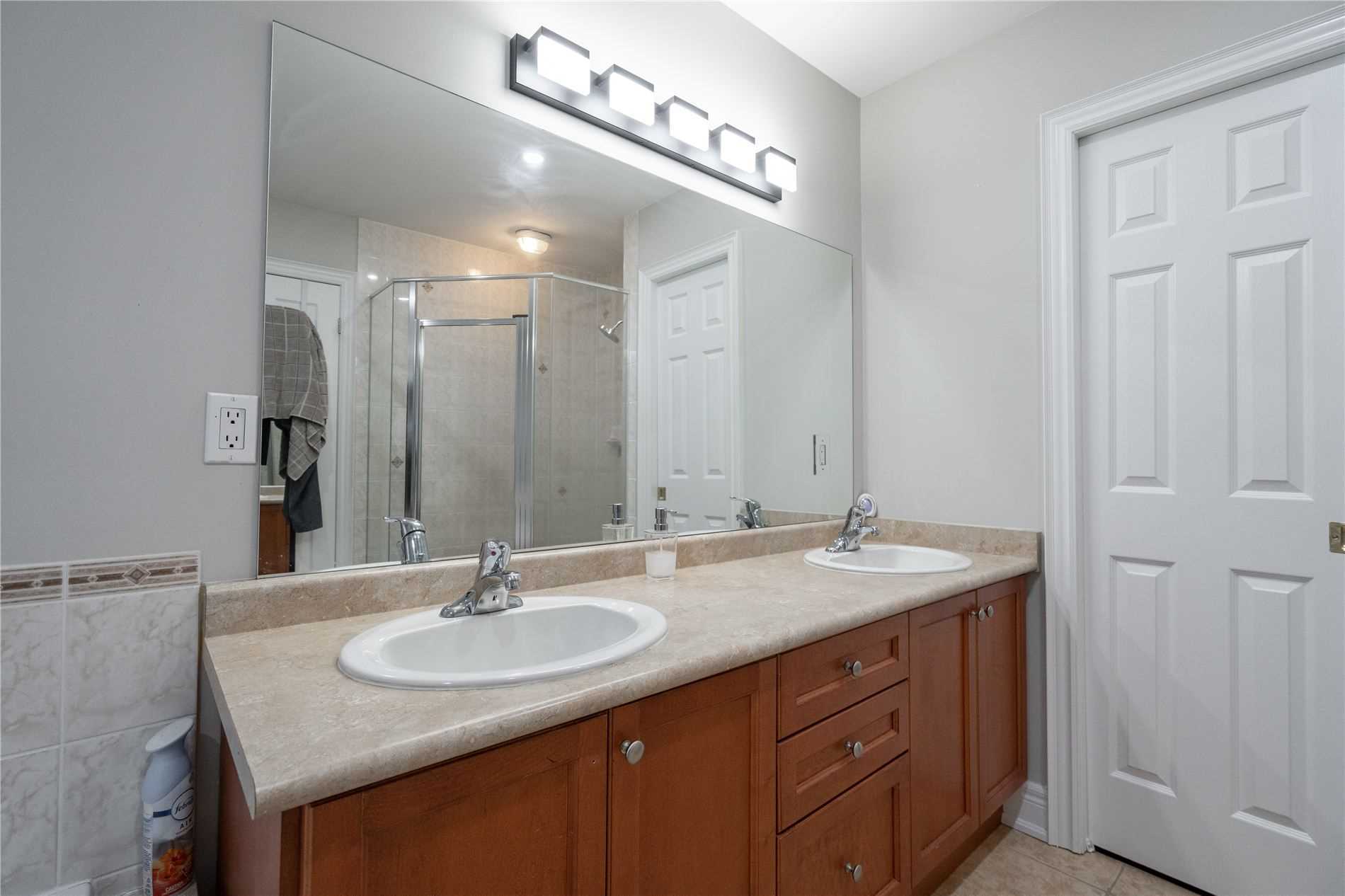 Listing W5869266 - Large Photo # 21