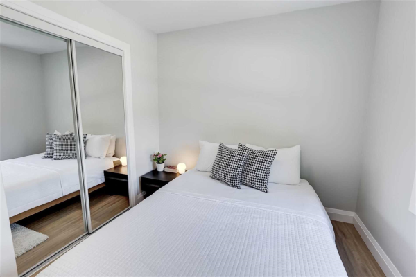 238 South Kingsway, Toronto