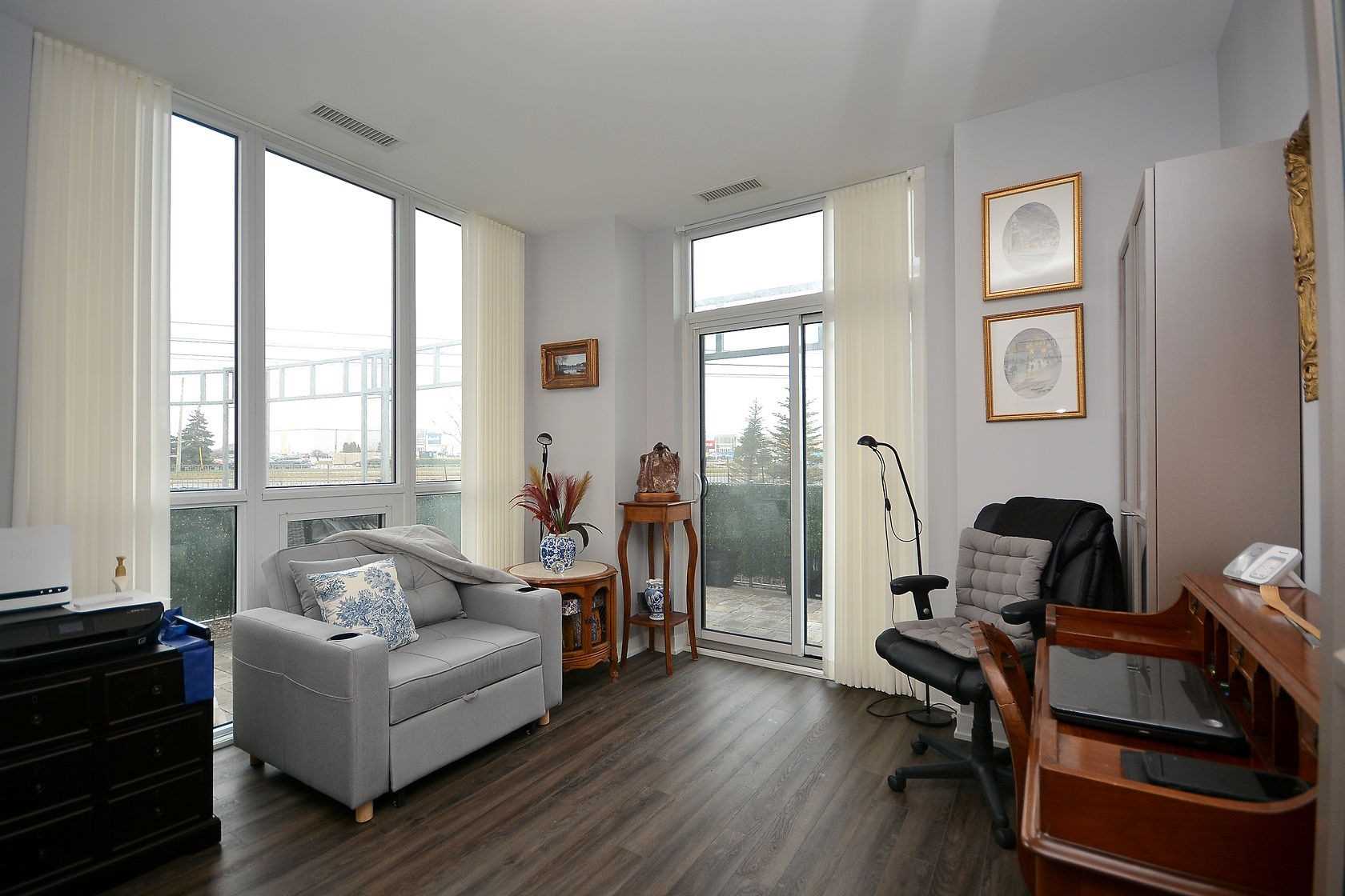 4699 Glen Erin Dr, #109