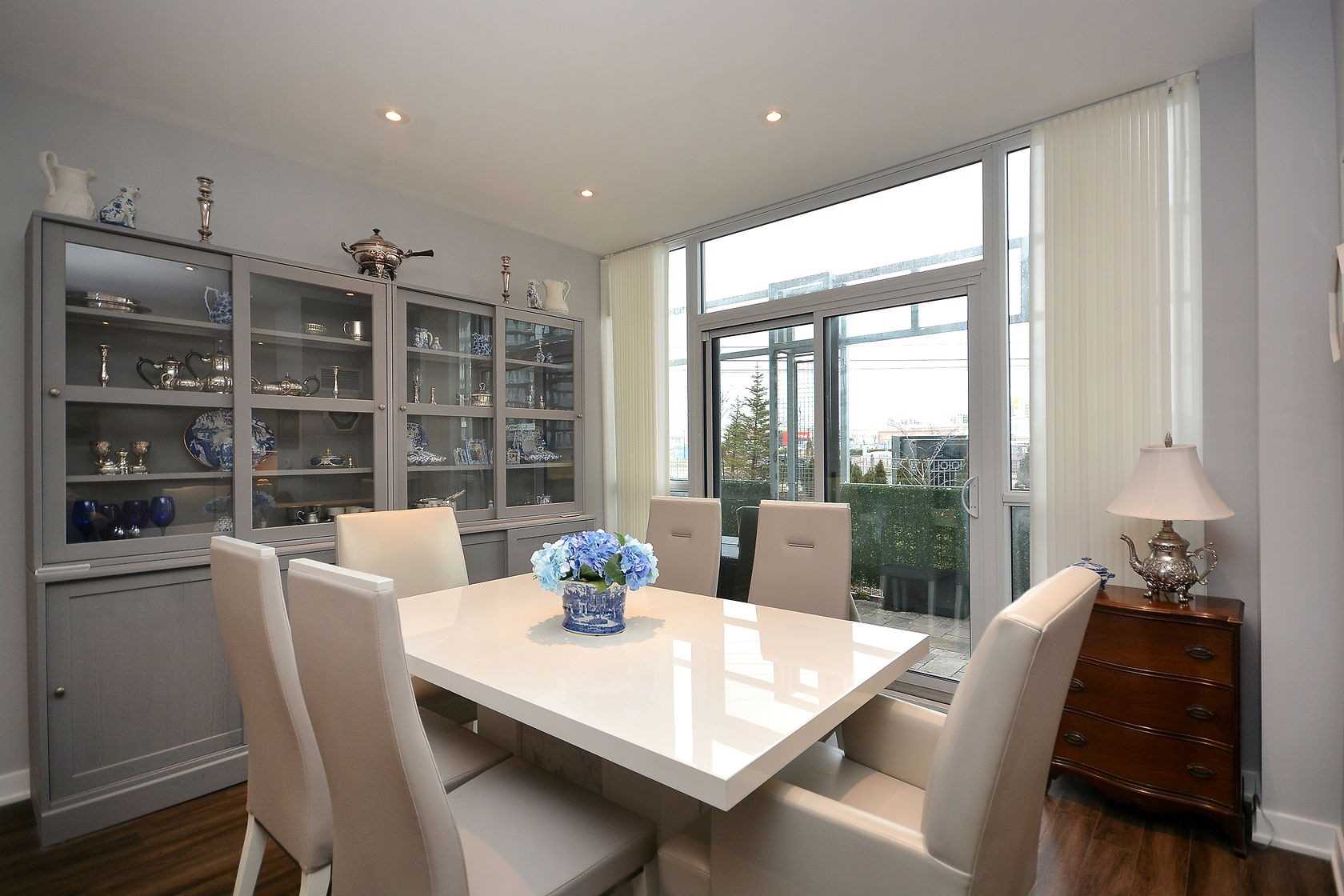 4699 Glen Erin Dr, #109