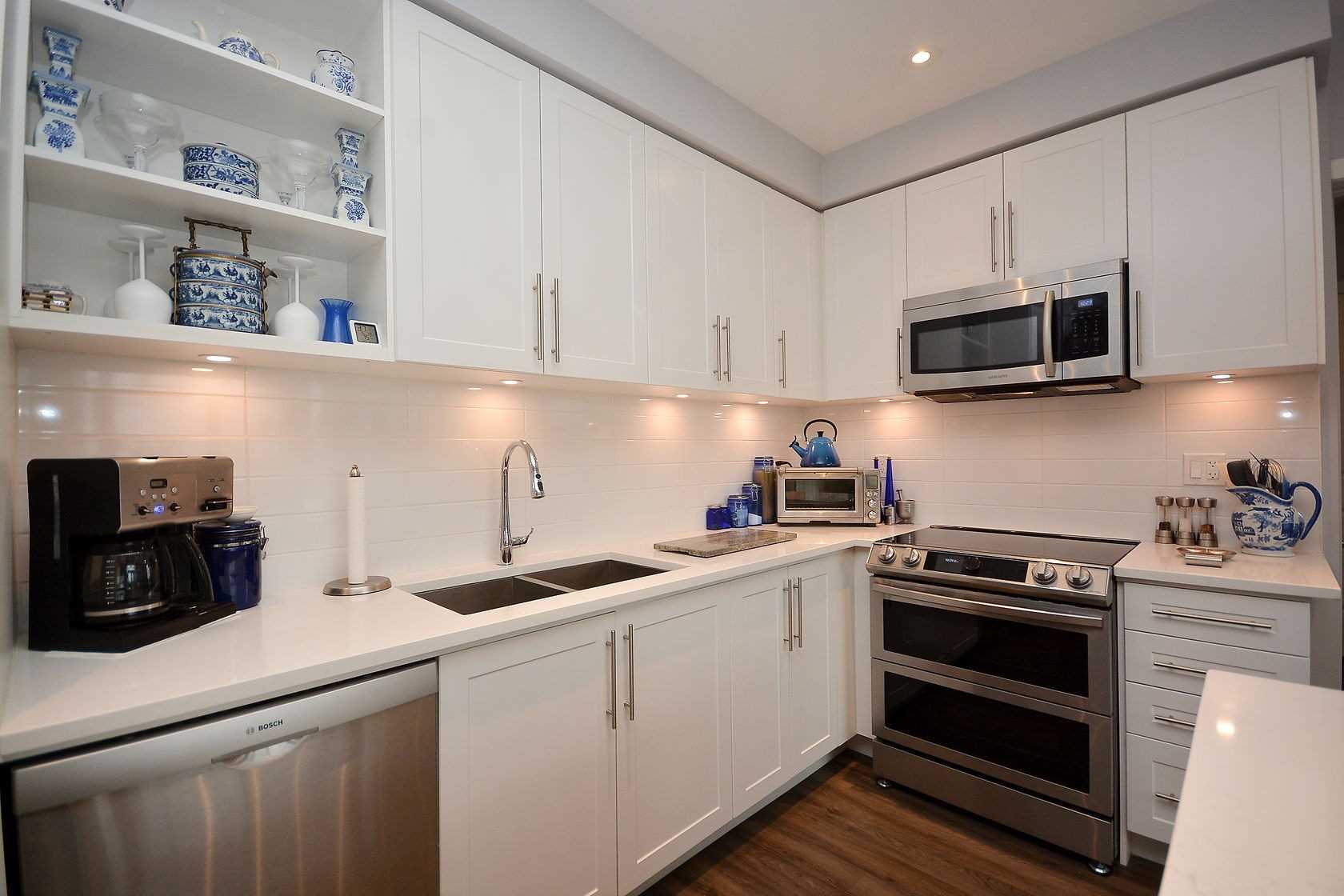 4699 Glen Erin Dr, #109