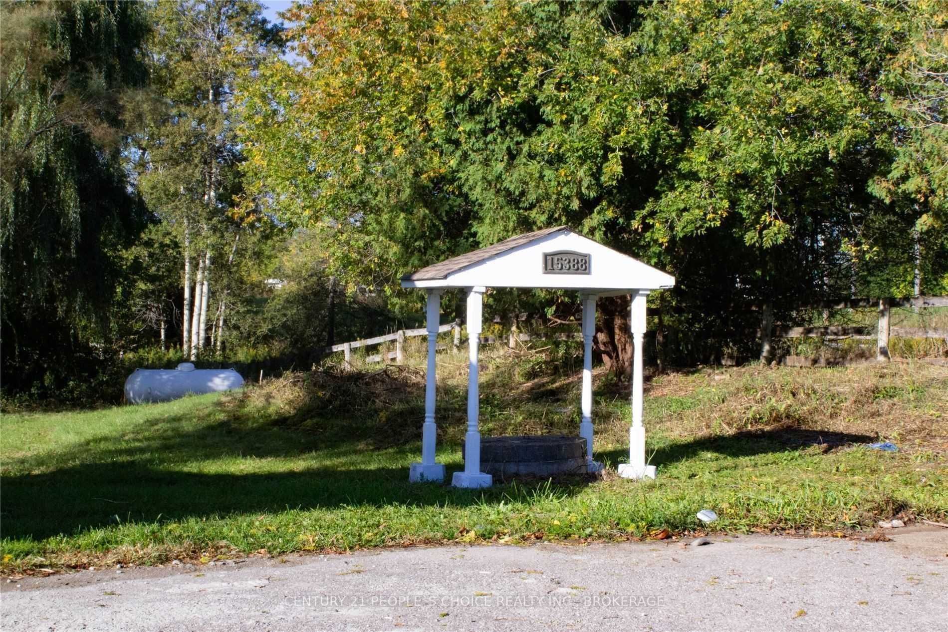 Listing W5869538 - Large Photo # 2