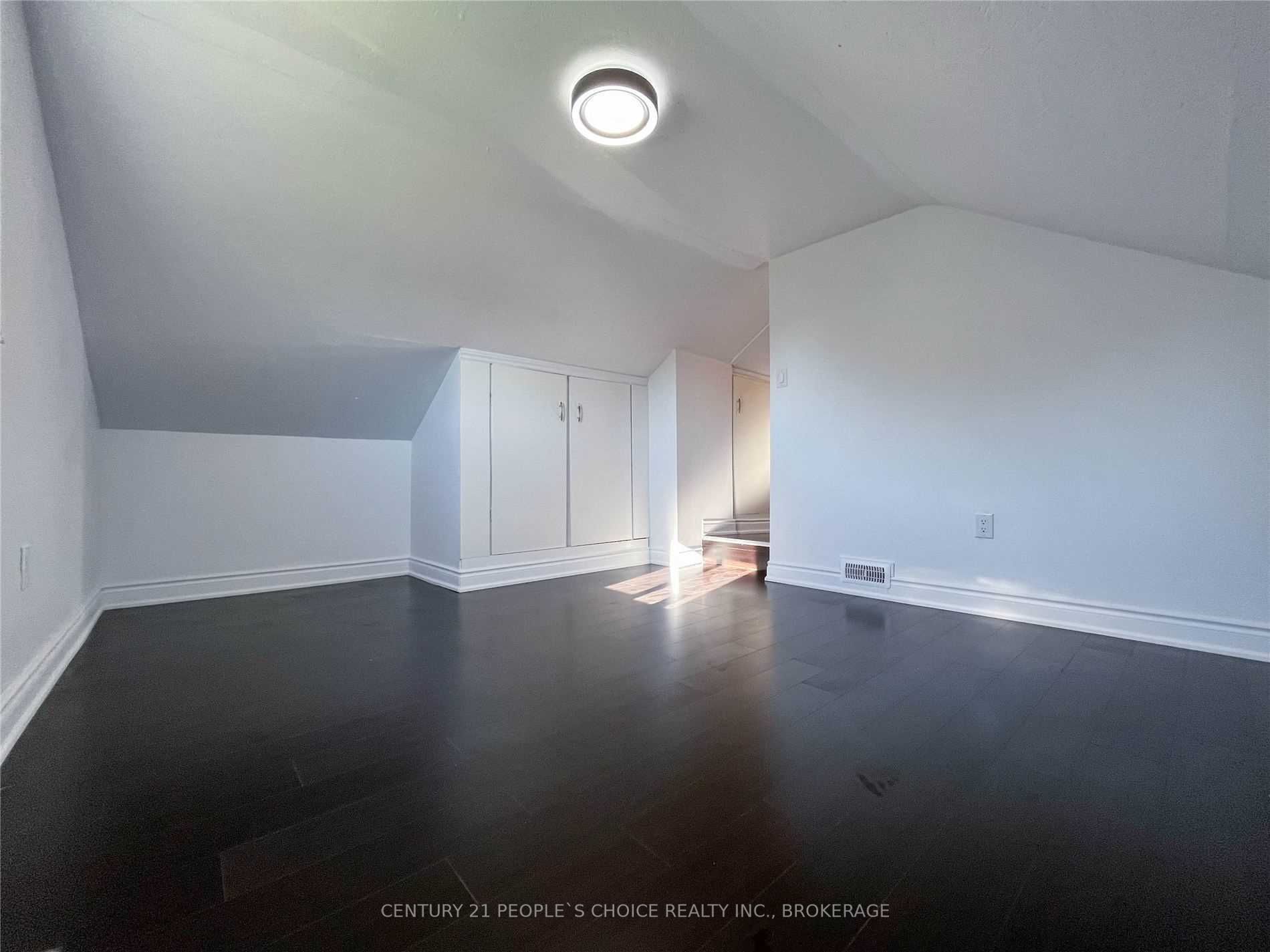 Listing W5869538 - Large Photo # 21