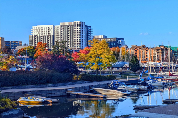 125 Bronte Rd, Oakville