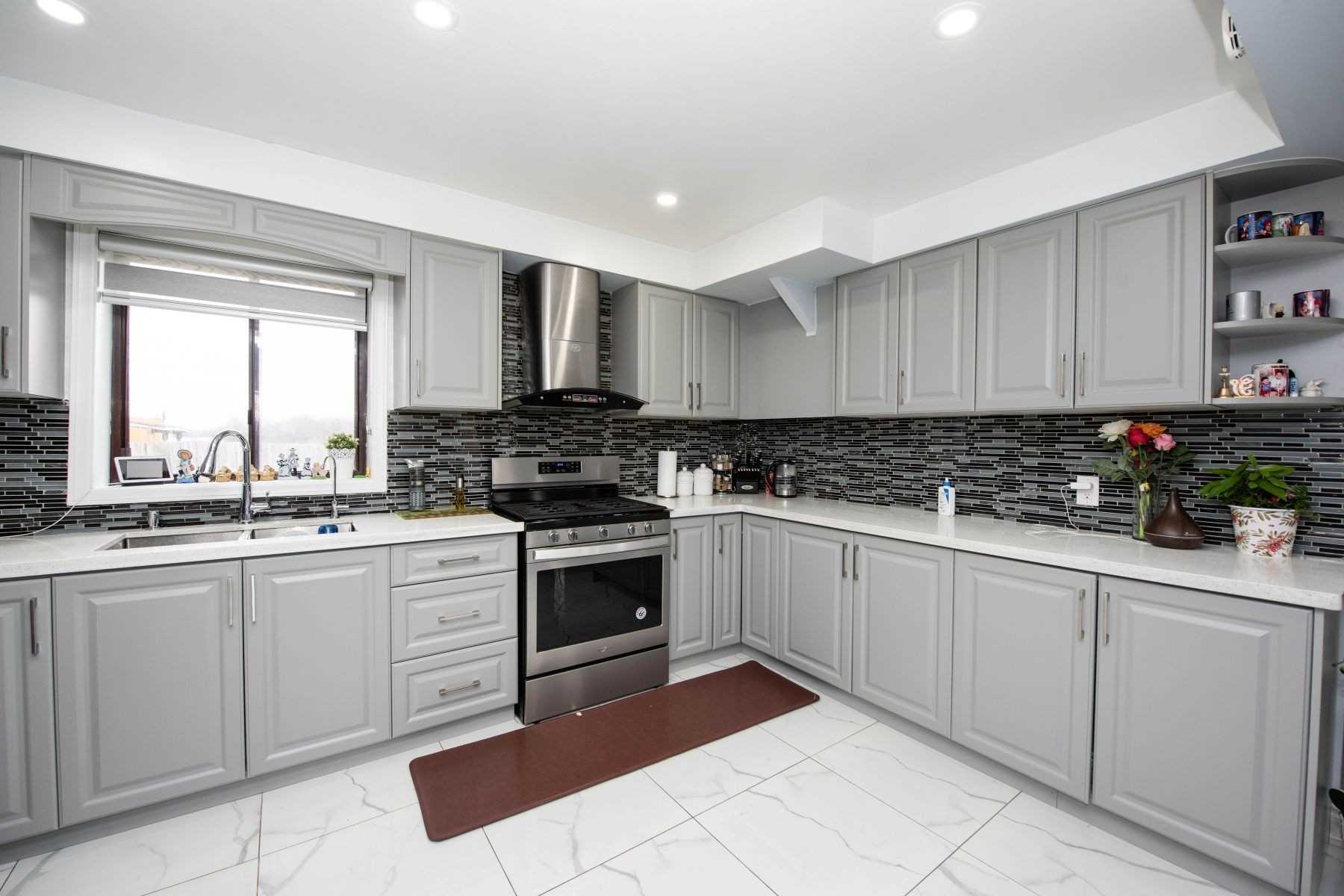 Listing W5869736 - Large Photo # 6