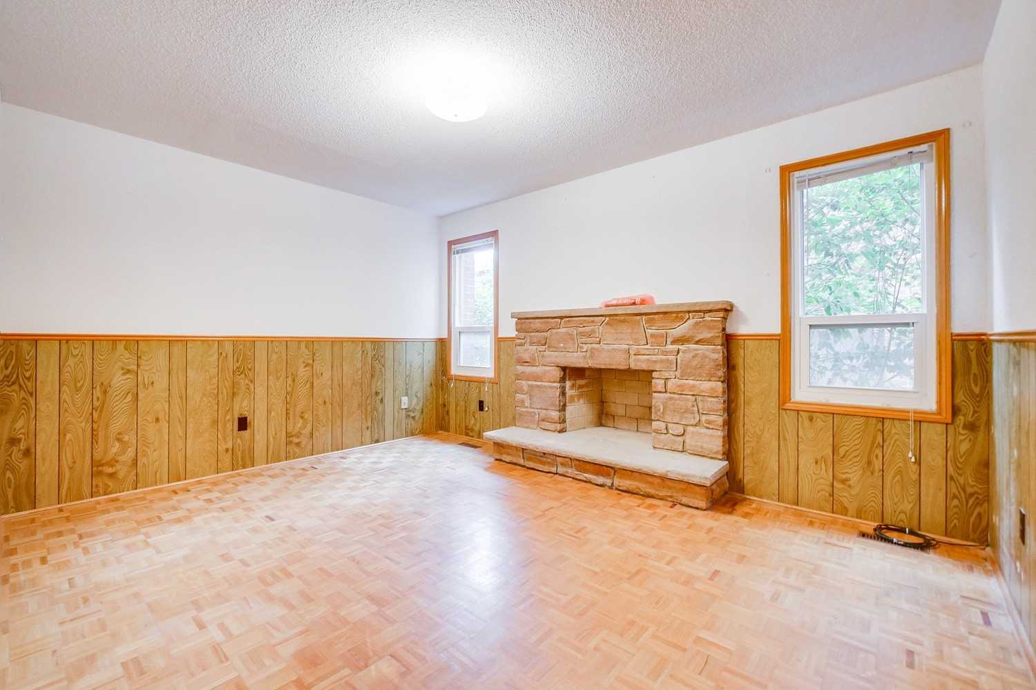 Listing W5869773 - Large Photo # 5