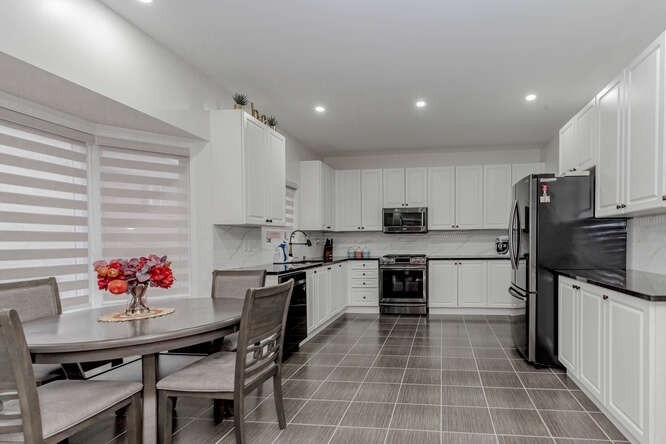 Listing W5869812 - Large Photo # 12