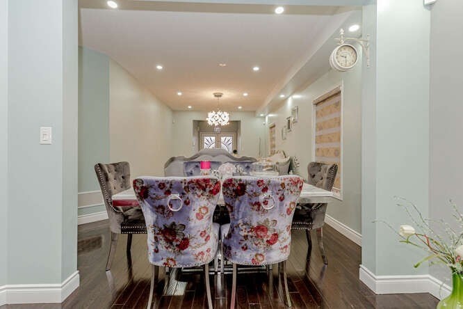 Listing W5869812 - Large Photo # 7
