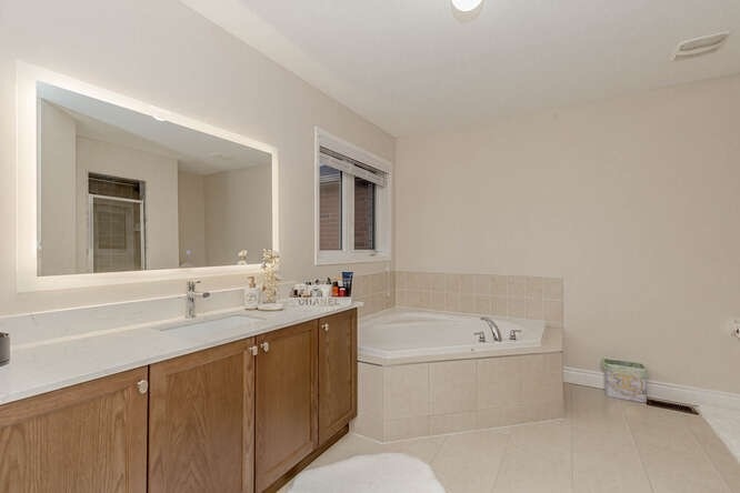 Listing W5869812 - Large Photo # 20