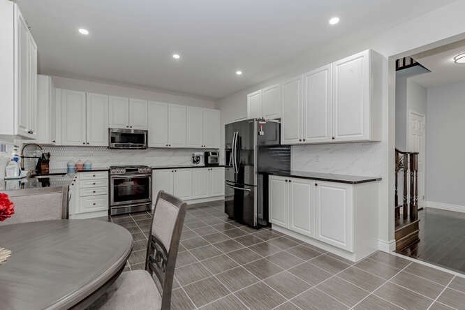 Listing W5869812 - Large Photo # 13