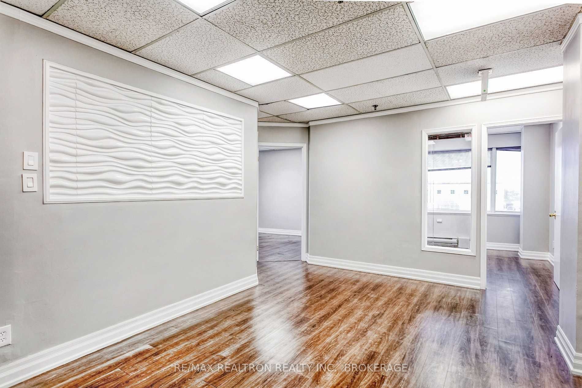 Listing W5869835 - Large Photo # 18