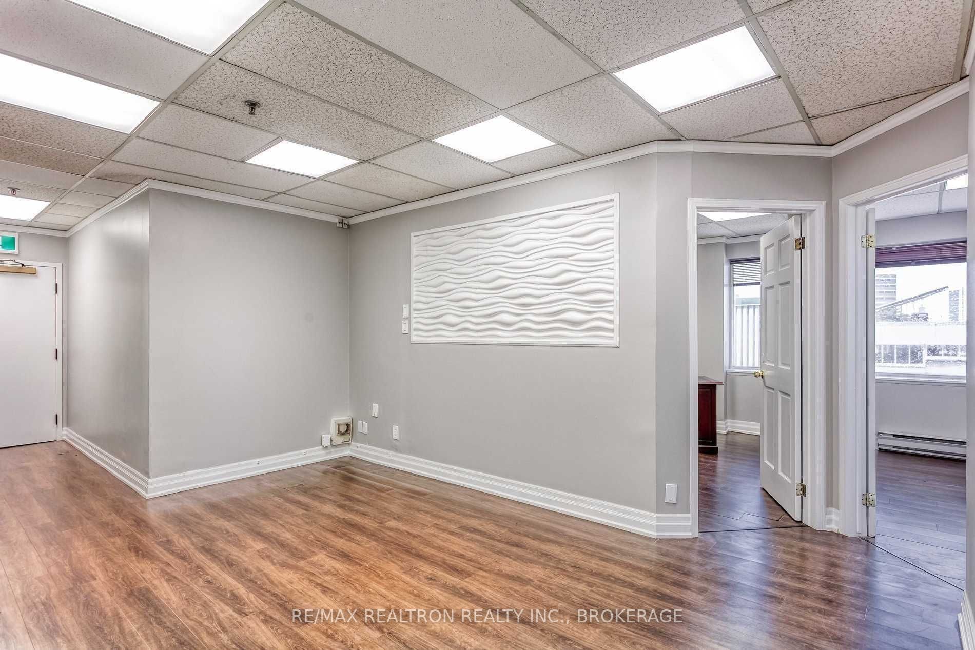 Listing W5869835 - Large Photo # 20