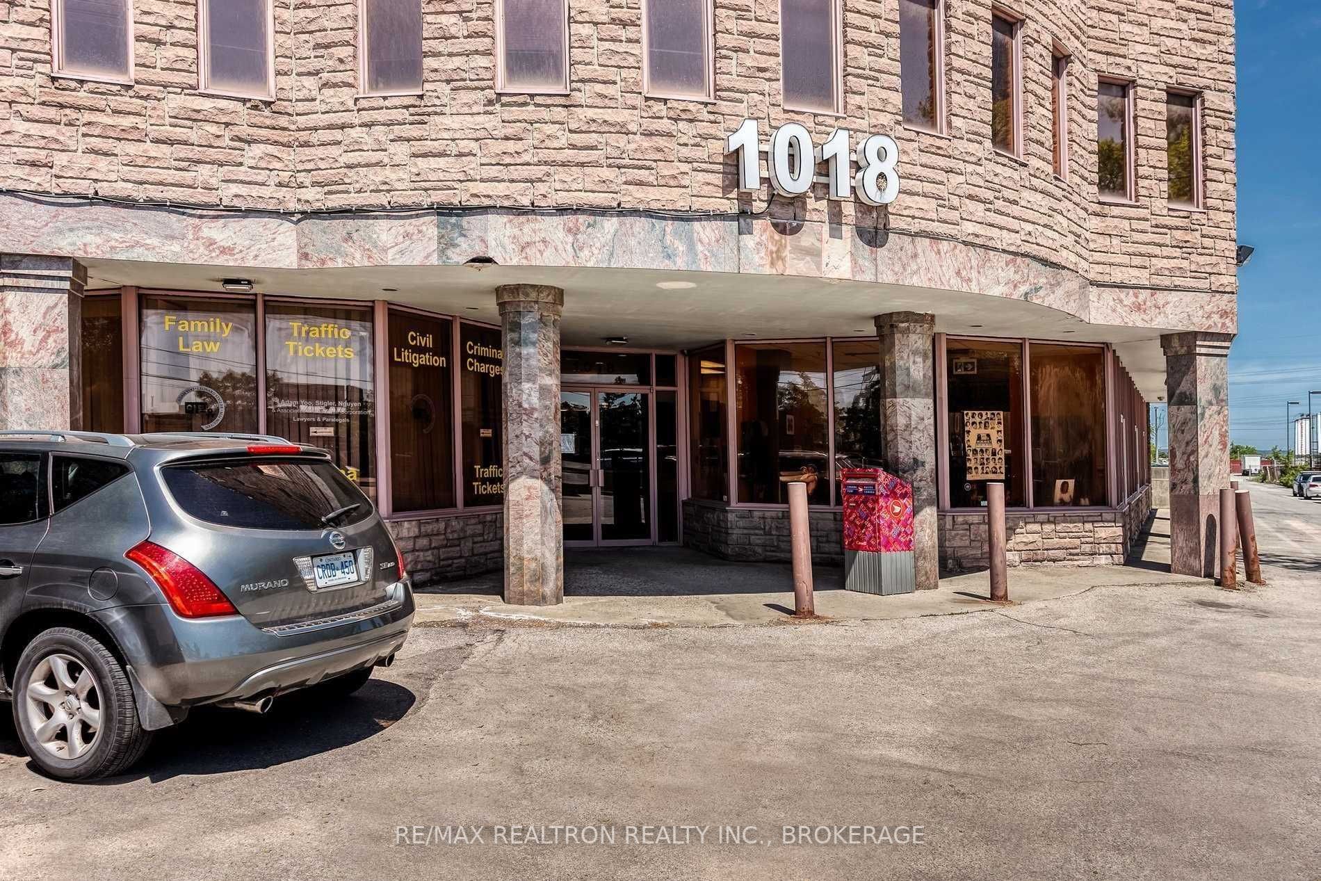 Listing W5869835 - Large Photo # 8