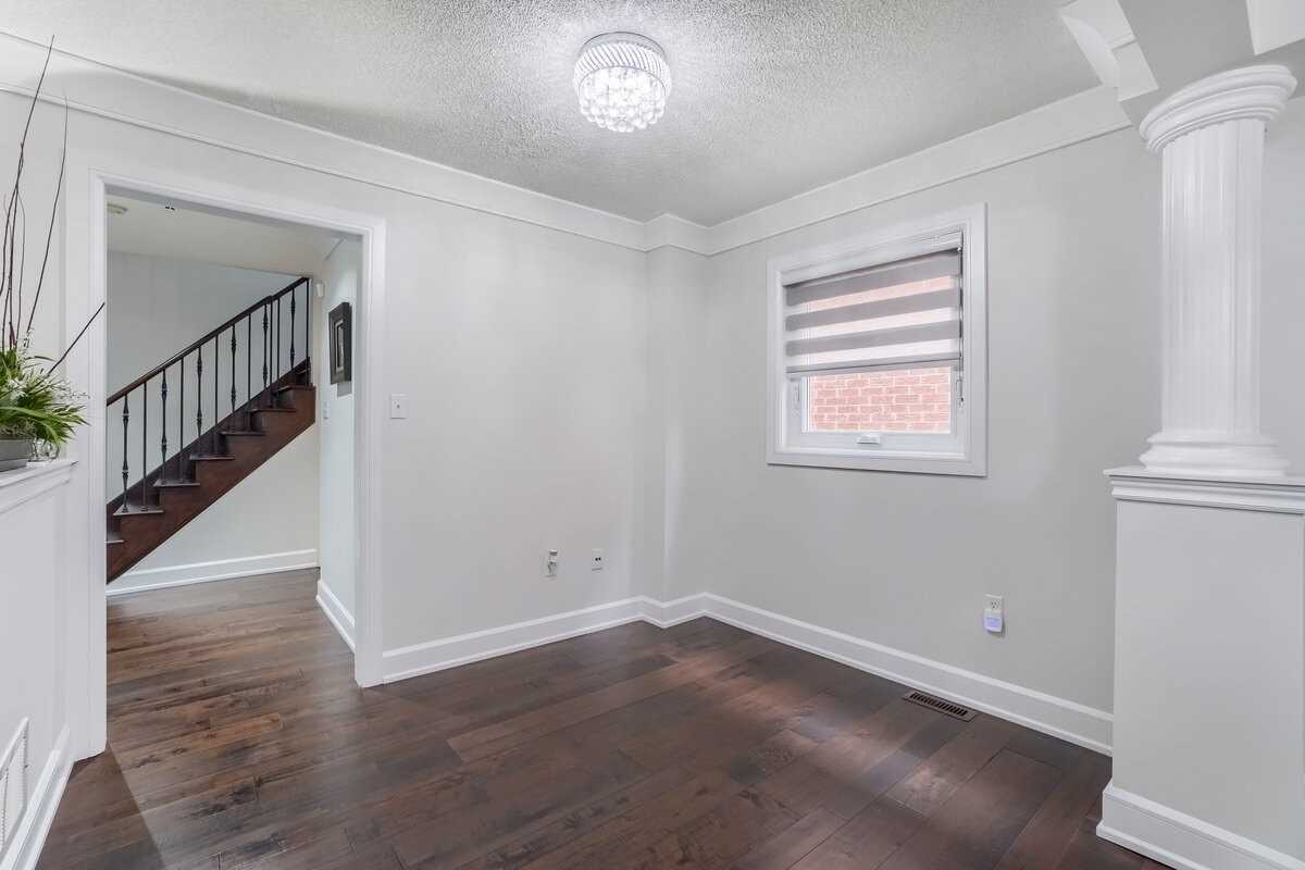 Listing W5870121 - Large Photo # 11