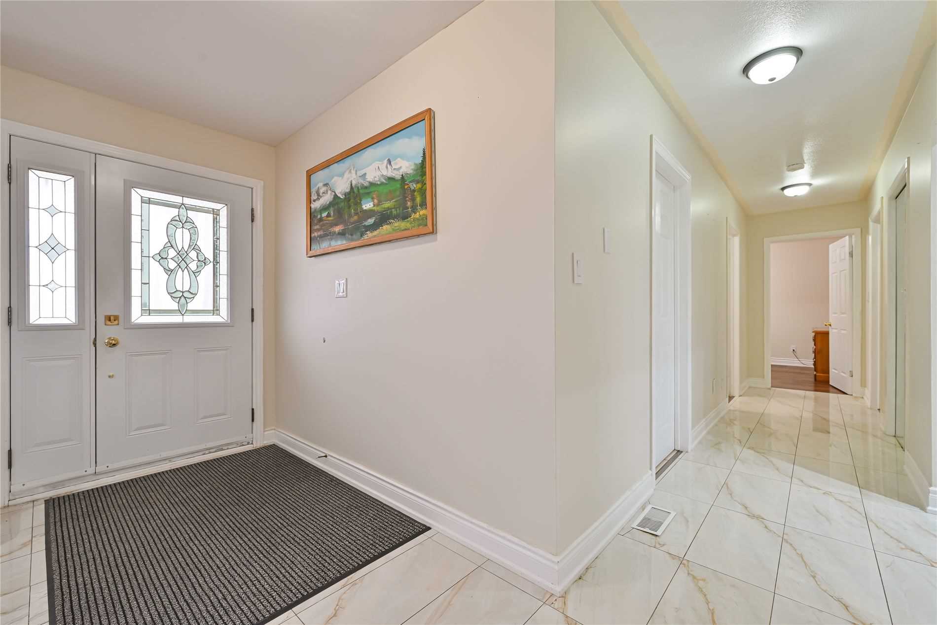 Listing W5870397 - Large Photo # 7