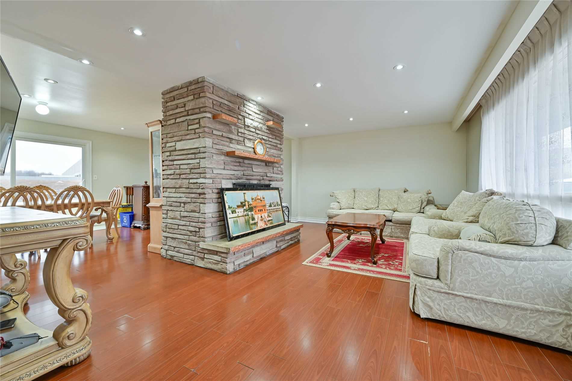 Listing W5870397 - Large Photo # 10