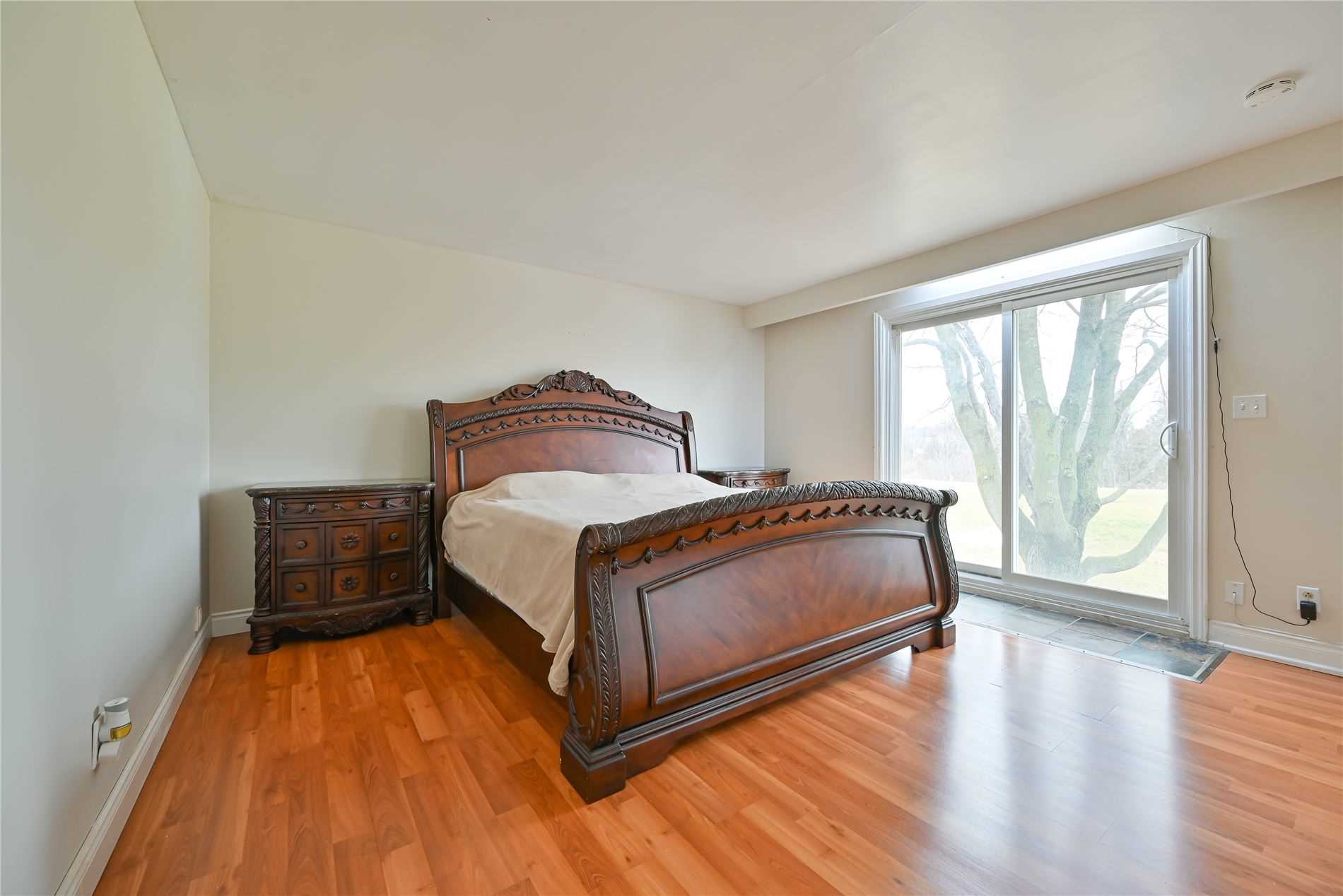 Listing W5870397 - Large Photo # 17