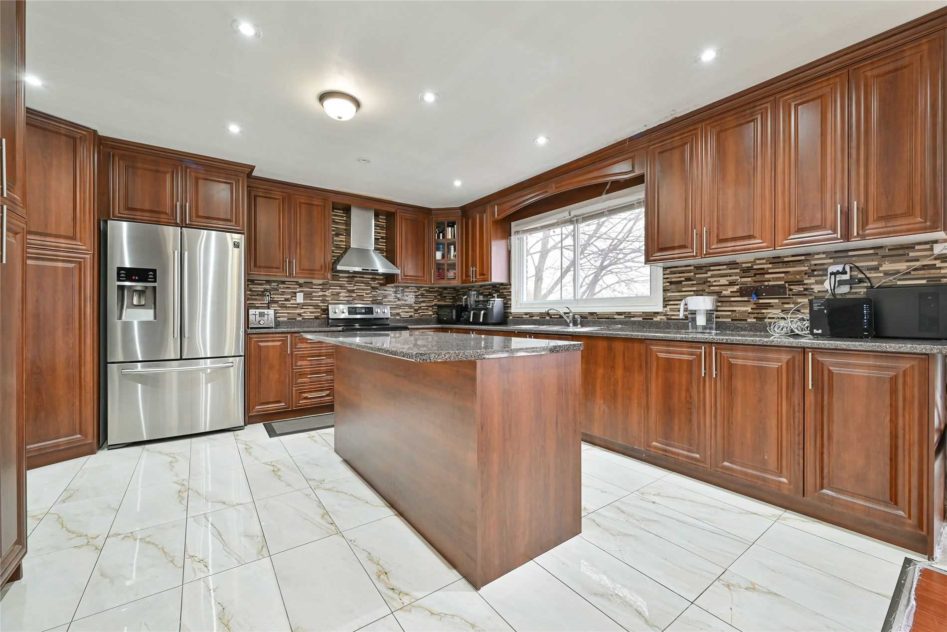 Listing W5870397 - Large Photo # 14